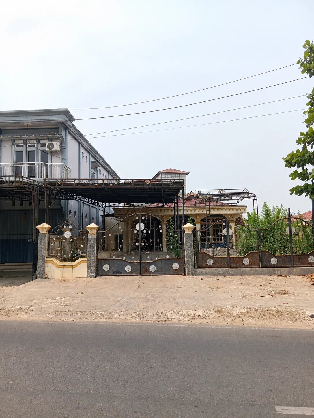 Rumah Dijual di Jl. Suwandi Sumarta, Amuntai