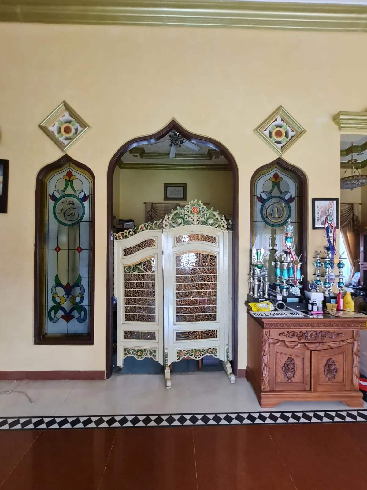 Rumah dengan Kolam Renang Dijual di Jl. Sultan Adam, Banjarmasin 11