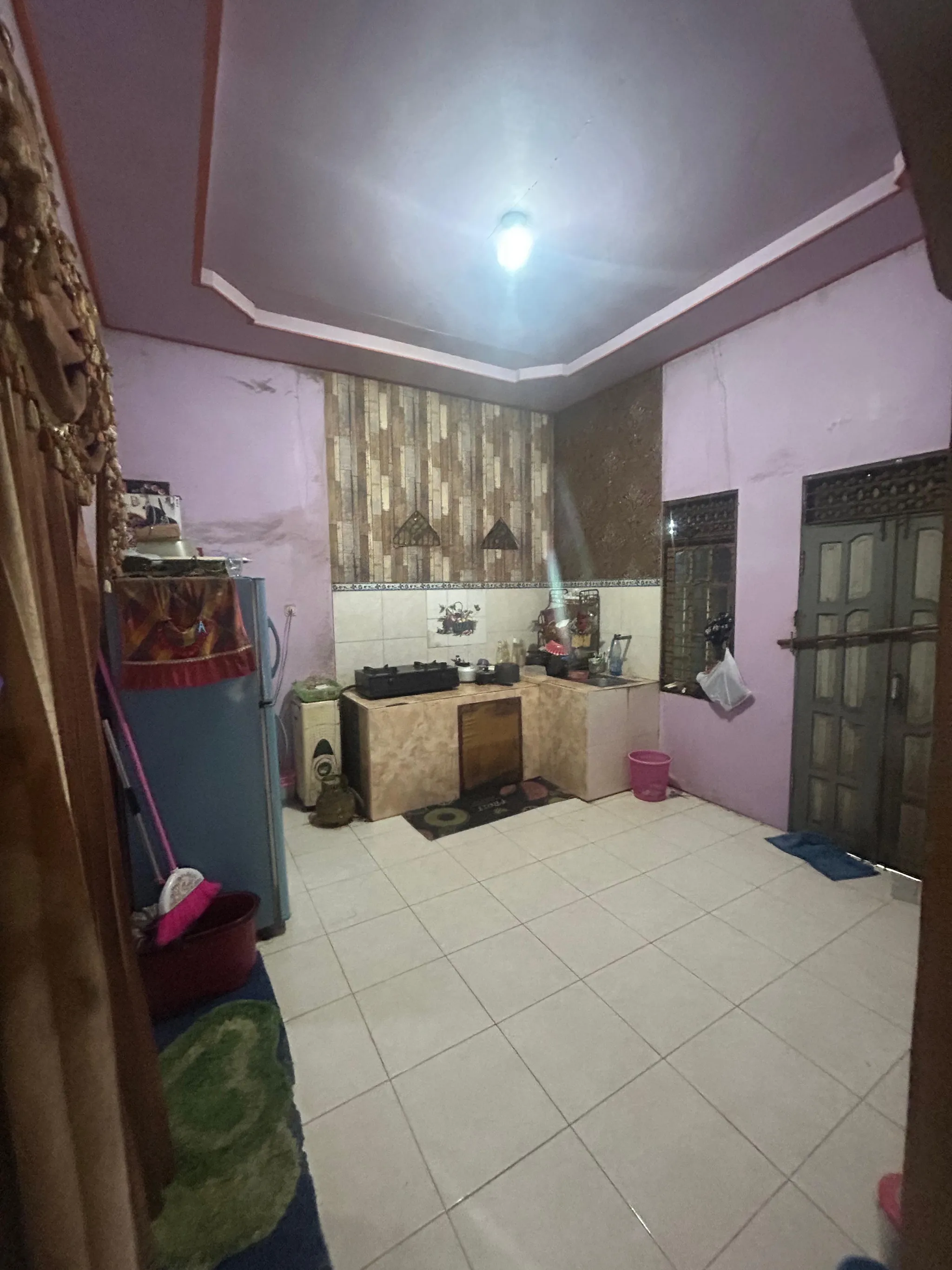 Rumah Klasik Dijual di Amuntai, Ruang Keluarga Luas 8