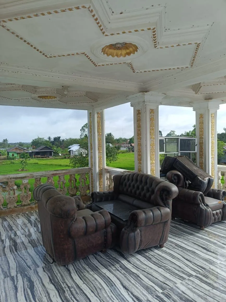 Rumah Mewah Dijual Dua Lantai di Amuntai Selatan 5